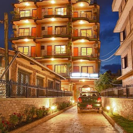 Hotel Crystal Palace Pokhara Eksteriør billede