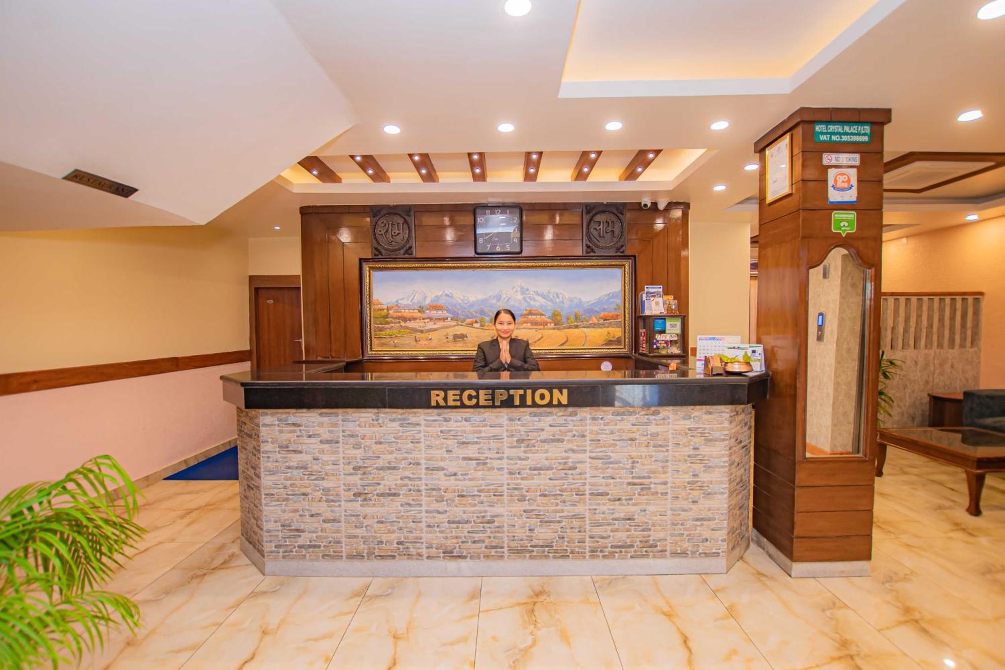 Hotel Crystal Palace Pokhara Eksteriør billede