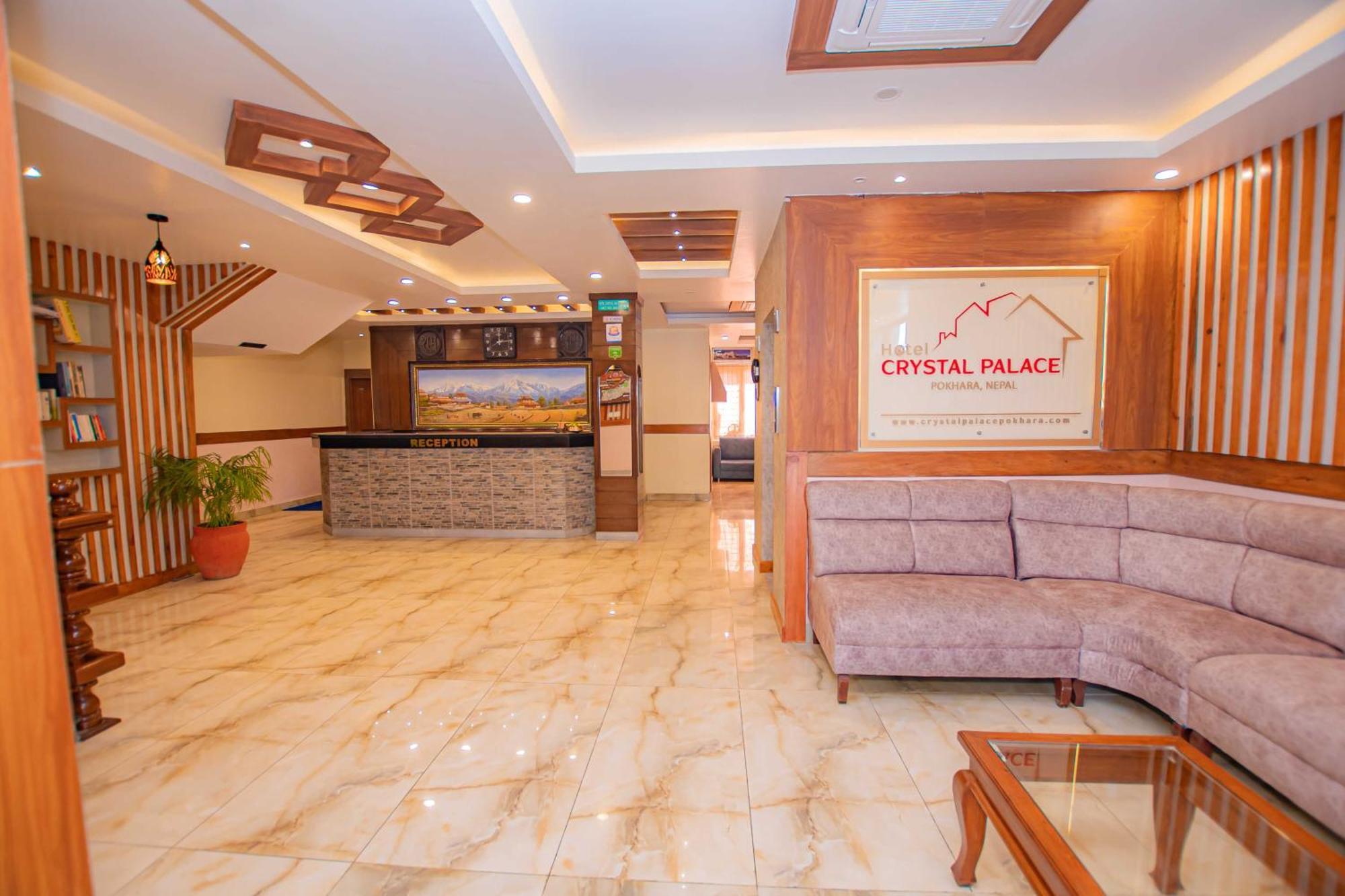 Hotel Crystal Palace Pokhara Eksteriør billede
